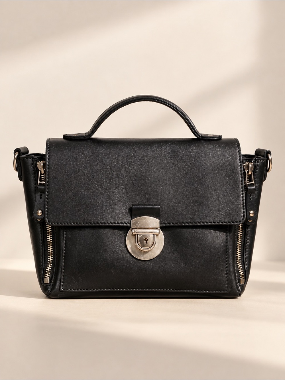 TOP HANDLE LEATHER BAG
